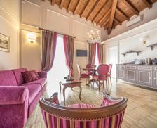 Italy Veneto Verona vacation rental compare prices direct by owner 14486365