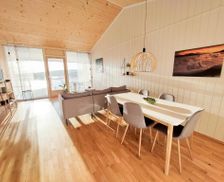 Norway Senja Stonglandseidet vacation rental compare prices direct by owner 15223037