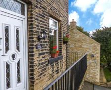 United Kingdom Yorkshire Dales Halifax vacation rental compare prices direct by owner 12088048