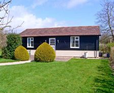 United Kingdom Hampshire Lymington vacation rental compare prices direct by owner 14135547