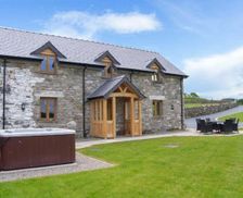 United Kingdom  Clocaenog vacation rental compare prices direct by owner 35983886