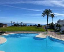 Spain Andalucía Estepona vacation rental compare prices direct by owner 15969915