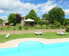 Italy Lazio Trevinano vacation rental compare prices direct by owner 18261126