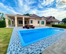 Thailand Rayong Province Ban Ao Makham Pom vacation rental compare prices direct by owner 26961481