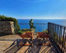 Italy Liguria Corniglia vacation rental compare prices direct by owner 14532266