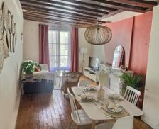 France Ile de France Saint-Germain-en-Laye vacation rental compare prices direct by owner 12139579