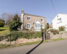 United Kingdom Gloucestershire Little Dean vacation rental compare prices direct by owner 14156762