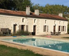 France Aquitaine La Roche-Chalais vacation rental compare prices direct by owner 26785290