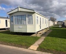 United Kingdom  Rhyl vacation rental compare prices direct by owner 17470279