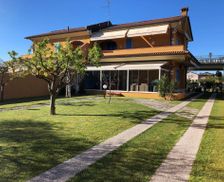 Italy Tuscany Carrara vacation rental compare prices direct by owner 12348316