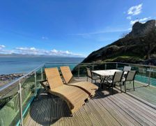 United Kingdom Gwynedd Criccieth vacation rental compare prices direct by owner 13440798