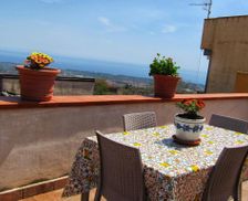 Italy Sicily Piedimonte Etneo vacation rental compare prices direct by owner 13262653