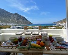 Greece Sifnos Kamares vacation rental compare prices direct by owner 16033377