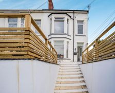 United Kingdom Glamorgan Porthcawl vacation rental compare prices direct by owner 23720268