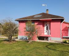 France Burgundy Simard vacation rental compare prices direct by owner 13784880