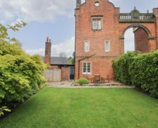 United Kingdom Cheshire Macclesfield vacation rental compare prices direct by owner 14924930