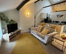 United Kingdom Cheshire Macclesfield vacation rental compare prices direct by owner 35673021