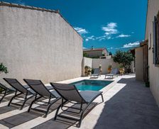 France Provence-Alpes-Côte d'Azur Cavaillon vacation rental compare prices direct by owner 15496909