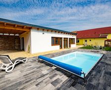 Czechia South Moravian Region Jevišovka vacation rental compare prices direct by owner 13476368