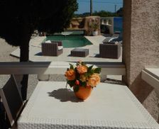 France Languedoc-Roussillon Usclas-lʼHérault vacation rental compare prices direct by owner 24769951