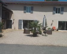 France Rhône-Alps Belleville-en-Beaujolais vacation rental compare prices direct by owner 16264851