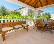 Croatia Dubrovnik-Neretva County Dubrovnik vacation rental compare prices direct by owner 5119312