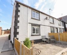 United Kingdom Clwyd Rhyl vacation rental compare prices direct by owner 13491389