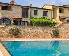 Italy Umbria Collazzone vacation rental compare prices direct by owner 14082476