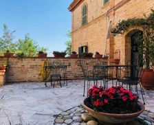 Italy Marche Patrignone vacation rental compare prices direct by owner 6196997