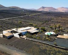 Spain Lanzarote Uga vacation rental compare prices direct by owner 15025888