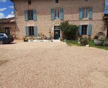 France Deux-Sèvres Caunay vacation rental compare prices direct by owner 26909013