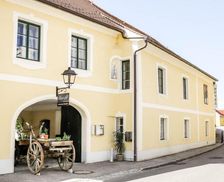 Austria Lower Austria Strass vacation rental compare prices direct by owner 26136517