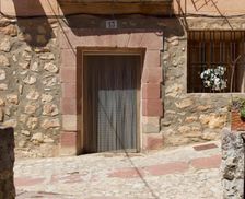 Spain Aragon Albarracín vacation rental compare prices direct by owner 14902461