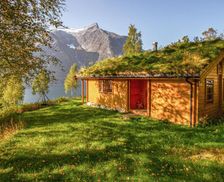 Norway Møre og Romsdal Eikesdal vacation rental compare prices direct by owner 4869199