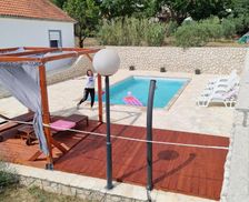 Croatia Zadar County Pakoštane vacation rental compare prices direct by owner 15852596