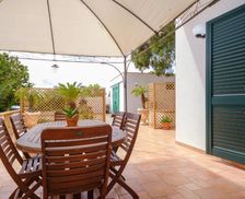 Italy Puglia Racale vacation rental compare prices direct by owner 15360070