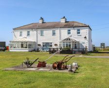 United Kingdom North Wales Holyhead vacation rental compare prices direct by owner 12090699