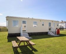 United Kingdom North Wales Holyhead vacation rental compare prices direct by owner 10336780