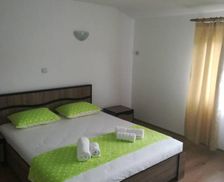 Romania Mehedinti Eşelniţa vacation rental compare prices direct by owner 26292159