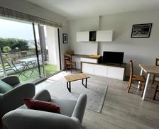 France Bretagne Quiberon vacation rental compare prices direct by owner 29930095