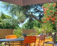 France Aquitaine Ambarès-et-Lagrave vacation rental compare prices direct by owner 14162208