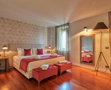 Italy Piedmont Sandigliano vacation rental compare prices direct by owner 13626196