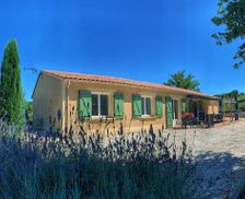 France Nouvelle-Aquitaine Neuvic vacation rental compare prices direct by owner 5058581