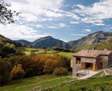 Spain Catalonia Montagut I Oix vacation rental compare prices direct by owner 29901265