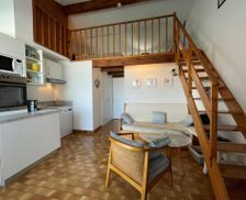 France Languedoc-Roussillon Saint-Cyprien vacation rental compare prices direct by owner 28291689