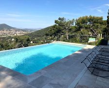 France Provence-Alpes-Côte d'Azur Carqueiranne vacation rental compare prices direct by owner 28239272