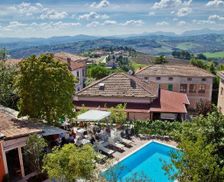 Italy Marche Mondavio vacation rental compare prices direct by owner 14166797