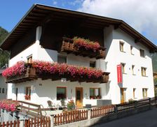 Austria Tyrol Flirsch vacation rental compare prices direct by owner 13765398