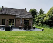 Netherlands Gelderland Ewijk vacation rental compare prices direct by owner 15210568