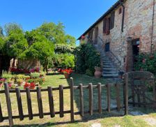 Italy Toscana Guistrigona vacation rental compare prices direct by owner 6720715